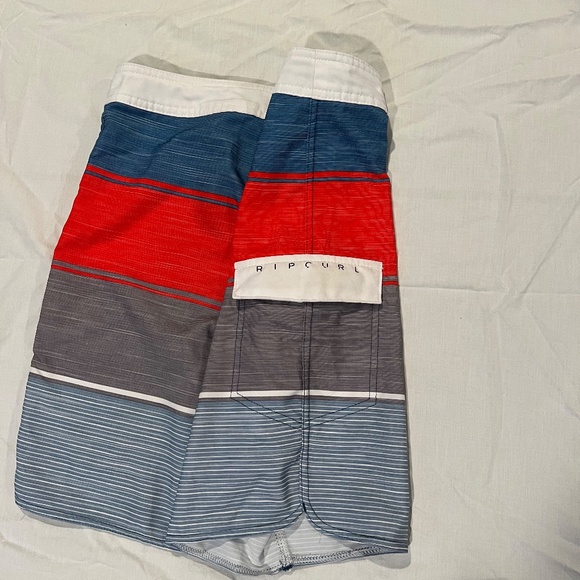 Rip Curl Size 26 Swim Trunks - Picture 5 of 6